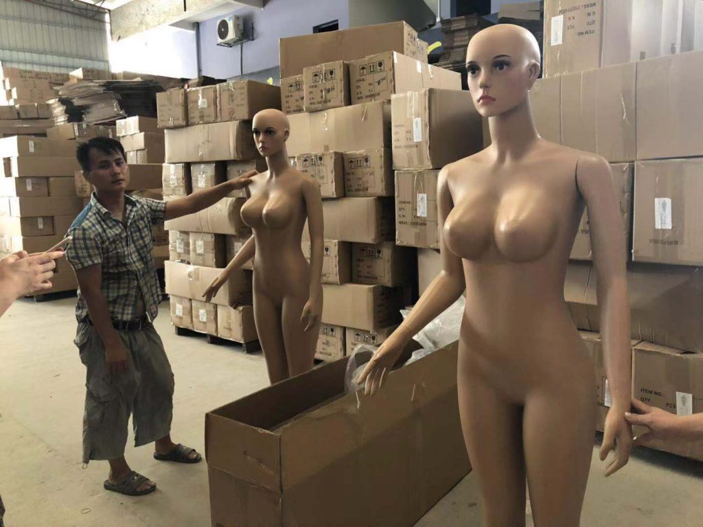 Mannequin wholesale market clothes dummy wholesaler in China how to pack the PLUS size women mannequin large size women mannequin.