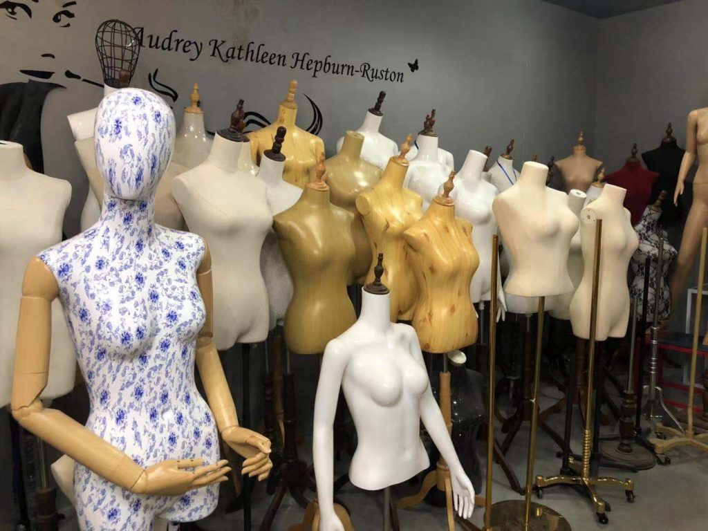 Fashion Mannequin wholesale market clothes dummy wholesaler in China female torso mannequin half-body mannequin headless female mannequin